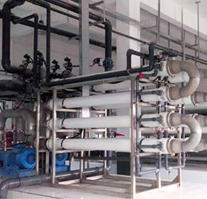 Как обрабатывается фильтрат, образующийся на свалках?