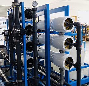 Сравнение между тупиковой фильтрацией и фильтрацией с перекрестным потоком