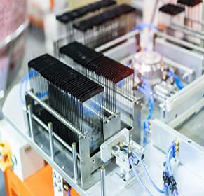 Процесс очистки и фильтрации жидкокристаллического дисплея (LCD)